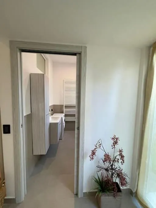 Apartment Near Como And Milan With Private Garage Mozzate